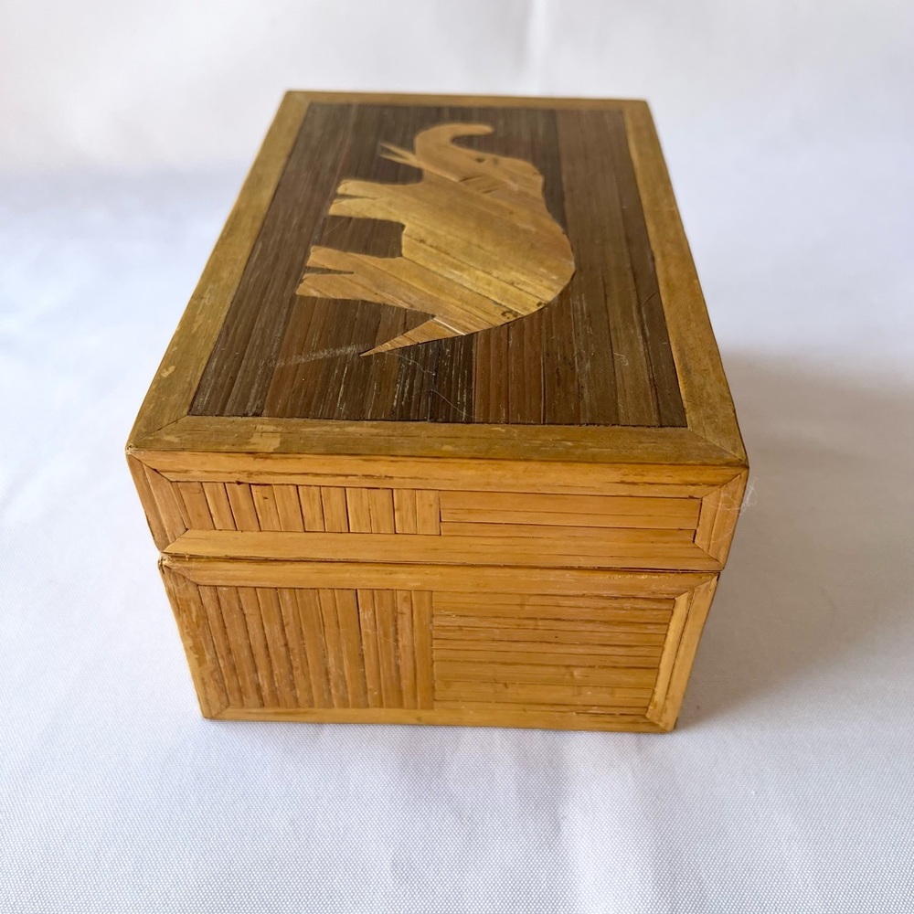 Vintage Elephant Wood Treasure Box - Picture 4 of 8